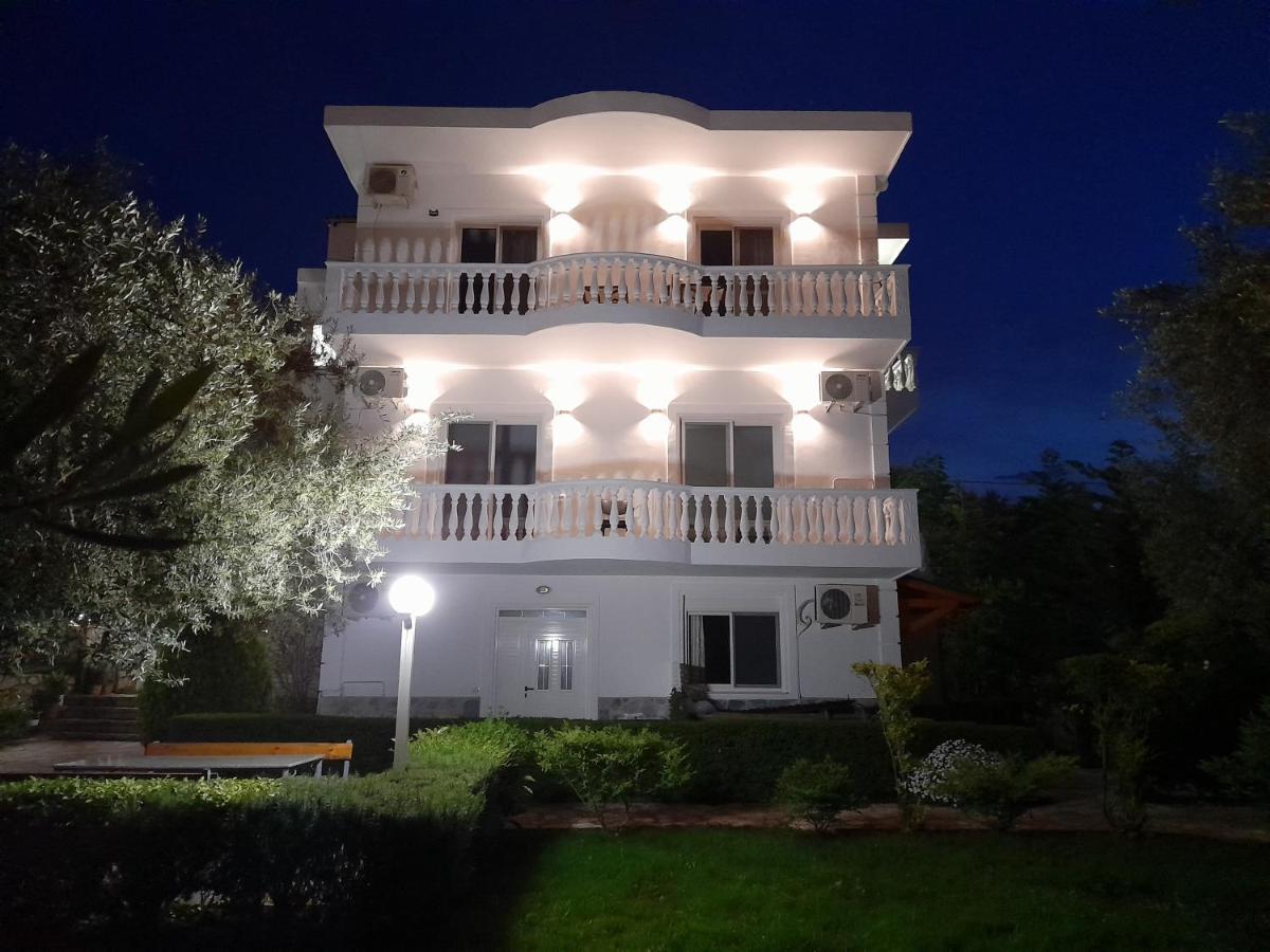 Hotel Villa Ambra Ksamil Eksteriør billede