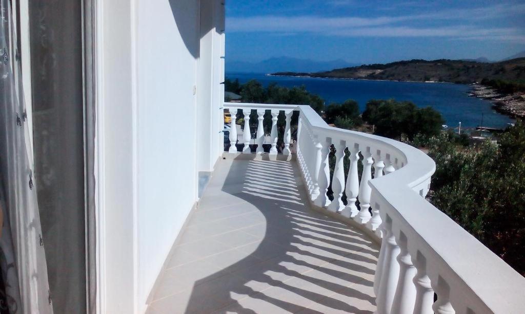 Hotel Villa Ambra Ksamil Eksteriør billede